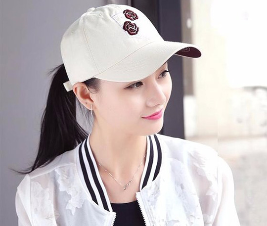 美麗的帽子，帶給你不一樣的春天